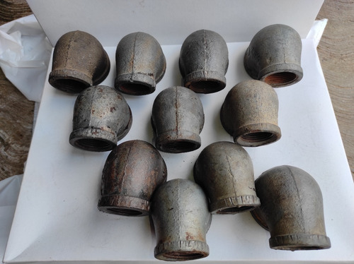 Codo Reducido Galvanizado Reforzado 90 Grados 1-½ X1 PuLG (Usado)