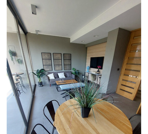 Arriendo Lindo Y Comodo Departamento Cercano A Linea De Metr