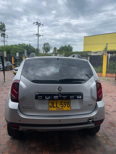 Imagen 4 de 16 de Renault Camioneta Duster Intens Sincronica 2.0 4*2