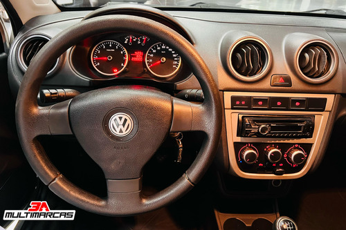 Volkswagen Voyage 1.6 Flex