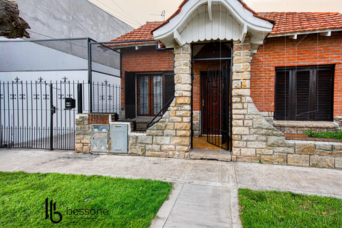 Casa En Barrio San Cayetano