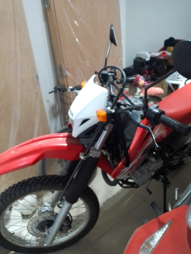 Imagen 7 de 9 de Honda Tornado 2019