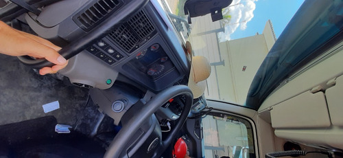 Imagem 9 de 9 de Volkswagem Constellation 26420