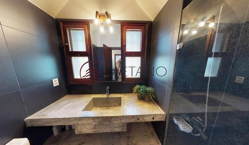 Hermosa Casa En Alquiler Anual. A Pasos Del Mar Y Muy Cerca De Playa Mansa.- Ref: 1330
