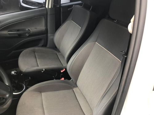 Volkswagen Gol 2014 1.0 Total Flex 5p