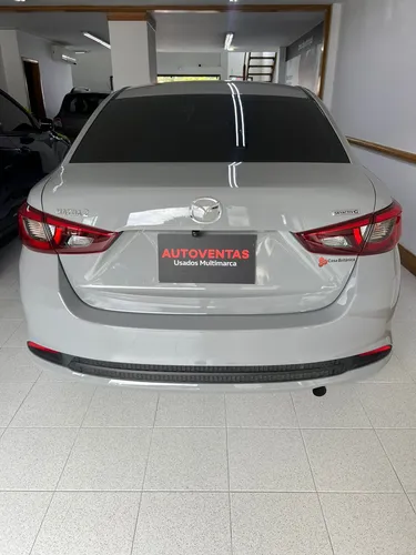 Mazda 2 Touring Sdn At 1.5 4x2