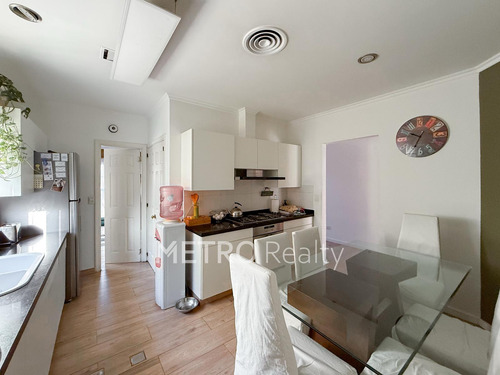 Casa En Venta Con 5 Dormitorios En Barrancas Del Lago, Nordelta