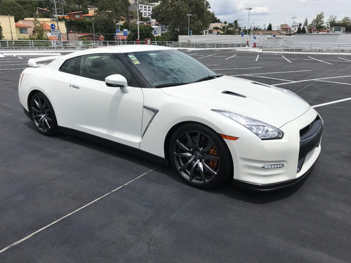 Imagen 3 de 15 de Nissan Gtr Biturbo Premium 2015 (nuevo, De Coleccion)
