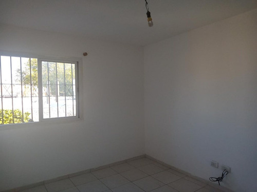 Alquiler Casa Duplex En Guaymallen - Semiprivado