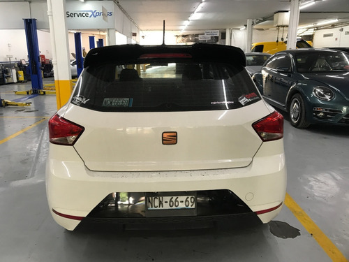 Imagen 4 de 12 de Seat Ibiza 1.6 Style 5p Mt