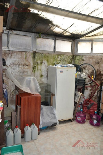 Imagen 4 de 14 de Excelente Triplex - Patio - Muy Luminoso - Bajas Expensas - Cochera Comun