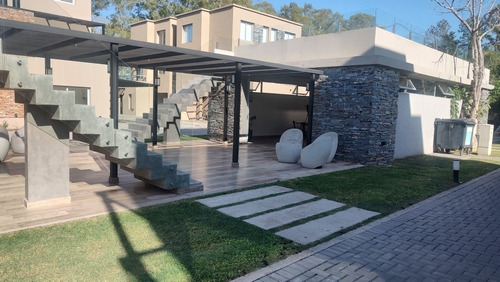 Imagen 3 de 14 de Alquiler Dos Ambientes En Complejo Green Village