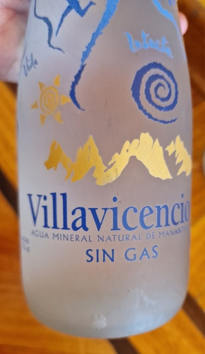 Coleccionismo - Botellas Villavicencio Llenas X 2 Centenario (Usado)
