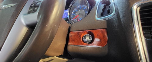 Imagen 12 de 15 de Chrysler Town & Country 2012 3.6 Limited Mt