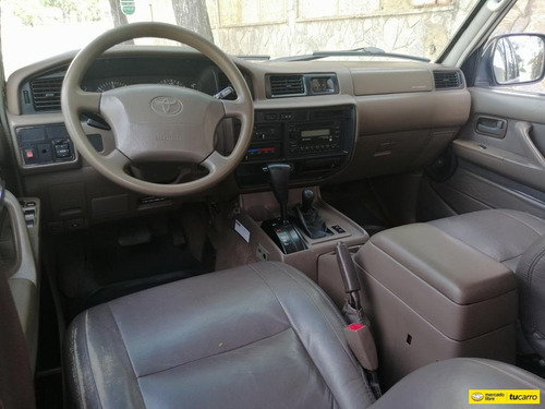 Imagen 7 de 11 de Toyota Autana Lx Automatica