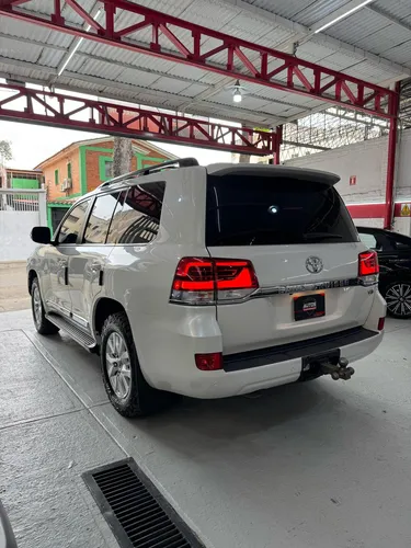 Toyota Lc200 2018 Canadiense