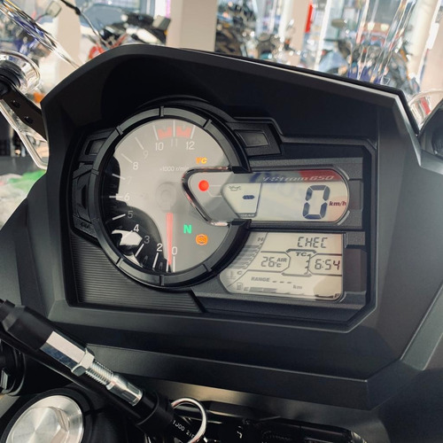 Imagen 12 de 25 de Suzuki V Strom 650 Xt - Touring 650 - Toma De Permutas - 999