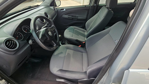 Volkswagen Gol 1.6 Vht Total Flex 5p