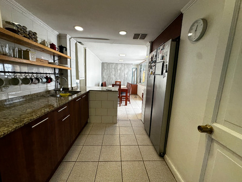 Casa Remodelada En Ñuñoa Con Descuento En Comision