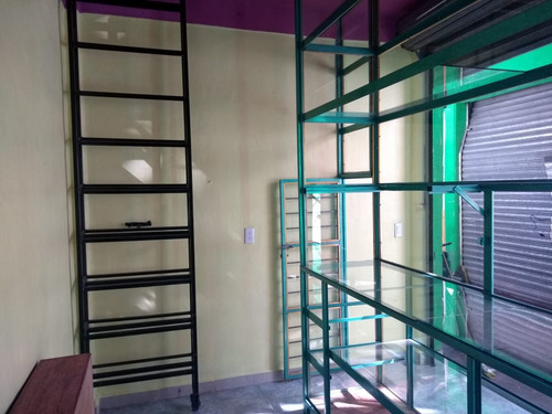 Local De 2 Niveles En Mercado En Chimalhuacán