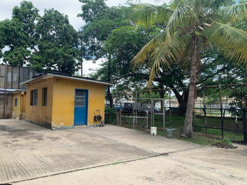 Imagen 13 de 14 de Johanna Castillo Alquila 04145951217 Terreno En Paraparal