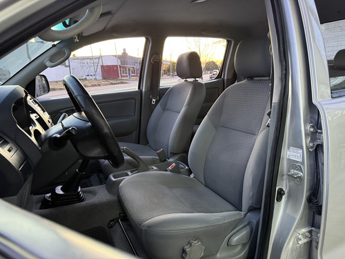 Toyota Hilux Dx 2.5 D/cab