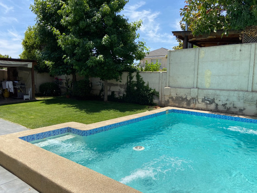 Hermosa Y Amplia Casa En Alto Macul: Lista Para Habitar
