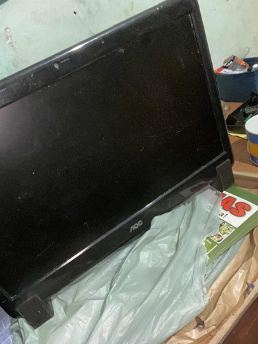 Imagem 1 de 2 de Pc Monitor Integrado Hd 500 Gb 4 De Ram Funciona Tudo Ok