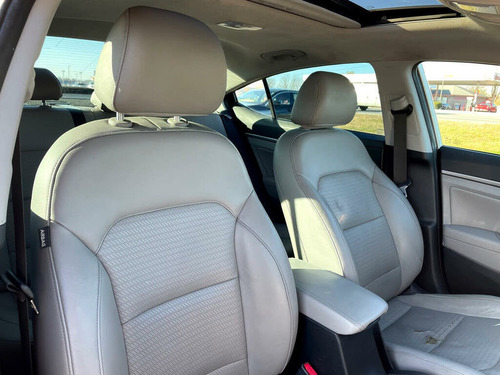 Imagen 6 de 13 de Hyundai Elantra 2017 Limited Full Clean Americano Importado