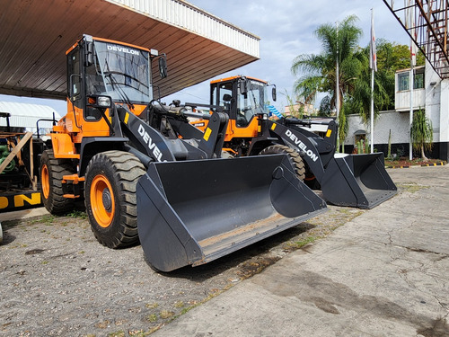Cargador Frontal Sobre Ruedas Doosan Develon Sd200