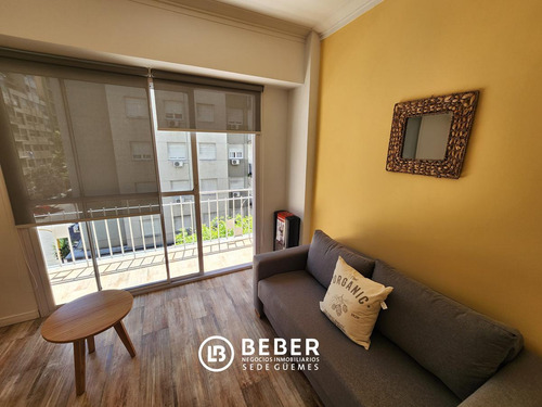 Imagen 17 de 30 de Venta 3 Ambientes Con 2 Balcones Salientesa Metros De Plaza Colon!