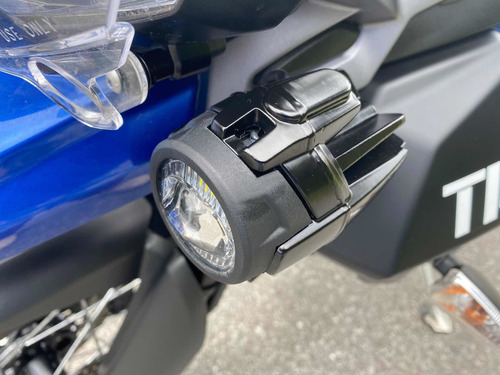 Triumph Tiger 800 Xcx