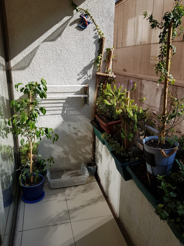 Se Vende Cómodo Departamento 2d2b Av. España 445, Santiago.