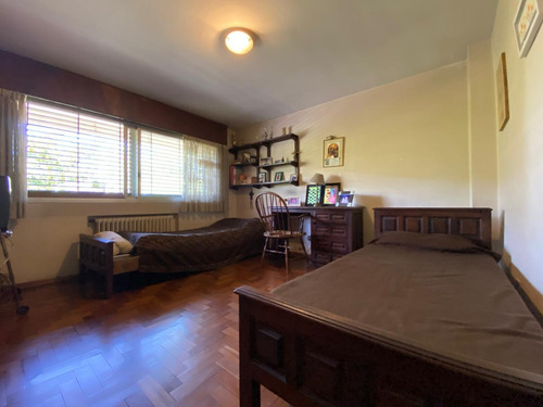 Venta Casa - Alto Cofico - 3 Dorm. - 4 Baños - Apto Crédito Hipotecario - Lugar Para Consultorios En Planta Baja