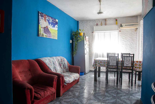 Venta De Departamento De 4 Ambientes Con Balcon