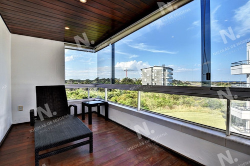 Imagen 19 de 24 de Apartamento Primera Fila Playa Brava En Alquiler - Punta Del Este Brava
