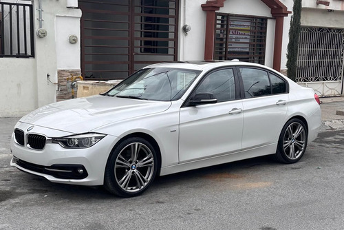 BMW Serie 3 2.0 330ia Sport Line At