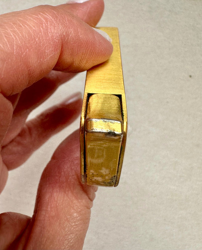 Encendedor Luxury World Swiss Gold (Usado)