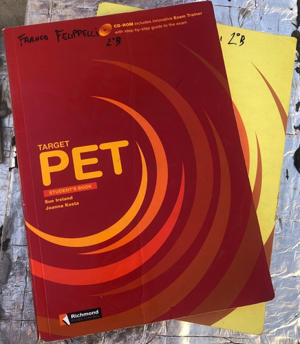 Target Pet Student´s Book + Workbook Richmond