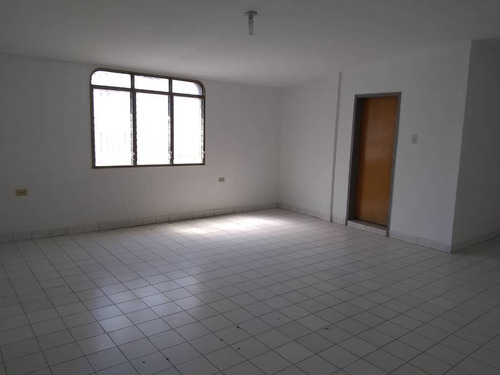 Imagen 2 de 6 de Se Vende Consultorio U Oficina