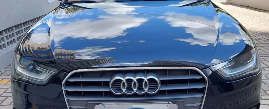 Audi A4 (1.8) - Ambiente Tfsi Automático - 2015