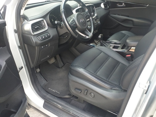 Imagen 11 de 15 de Kia Sorento 2016 3.3l Ex Pack Nav 7 Pas Mt