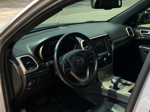 Jeep Grand Cherokee 3.6 Limited V6 4x2 At