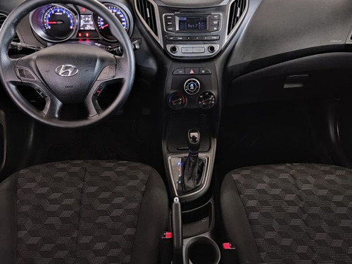 Hyundai HB20 HB20 1.6 COMFORT PLUS 16V FLEX 4P AUTOMÁTICO
