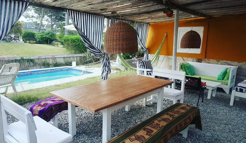 Chalet De 2 Plantas En Manantiales A Pasos De La Playa