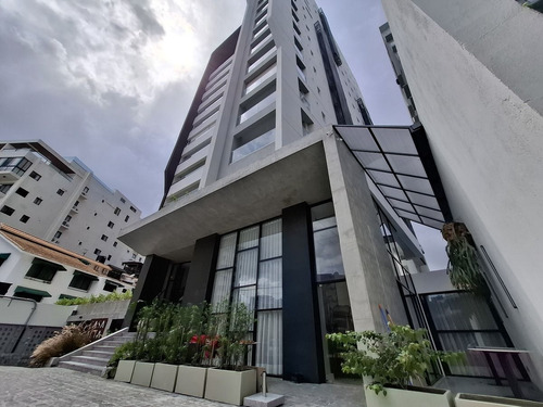 Apartamento En Alquiler En Serrallés, Santo Domingo