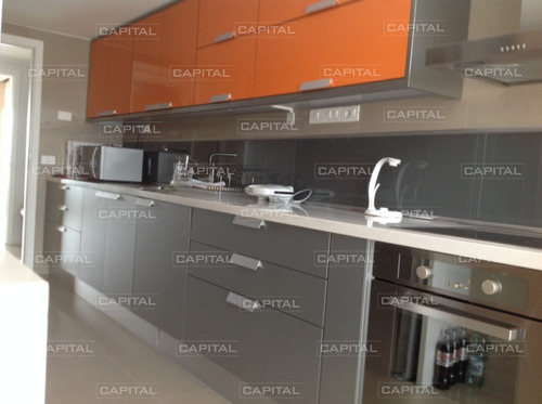 Excelente Apartamento De 3 Dormitorios Con Vista A Playa Mansa En Alquiler- Ref: 30447
