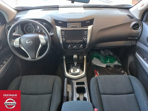 Imagem 2 de 9 de Nissan Frontier Attack 0km 2022 Branco