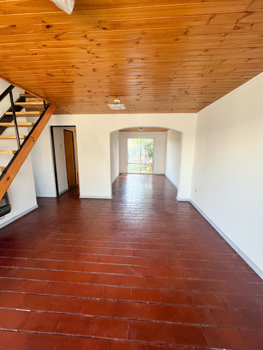 Casa 3 Hab 2 Baños Y 2 Estacionamientos - Curicó