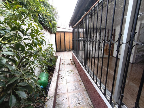 Excelente Casa En Arriendo De 3 Dorm. En La Florida